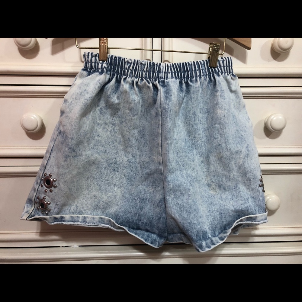 VINTAGE MOM SHORTS!!